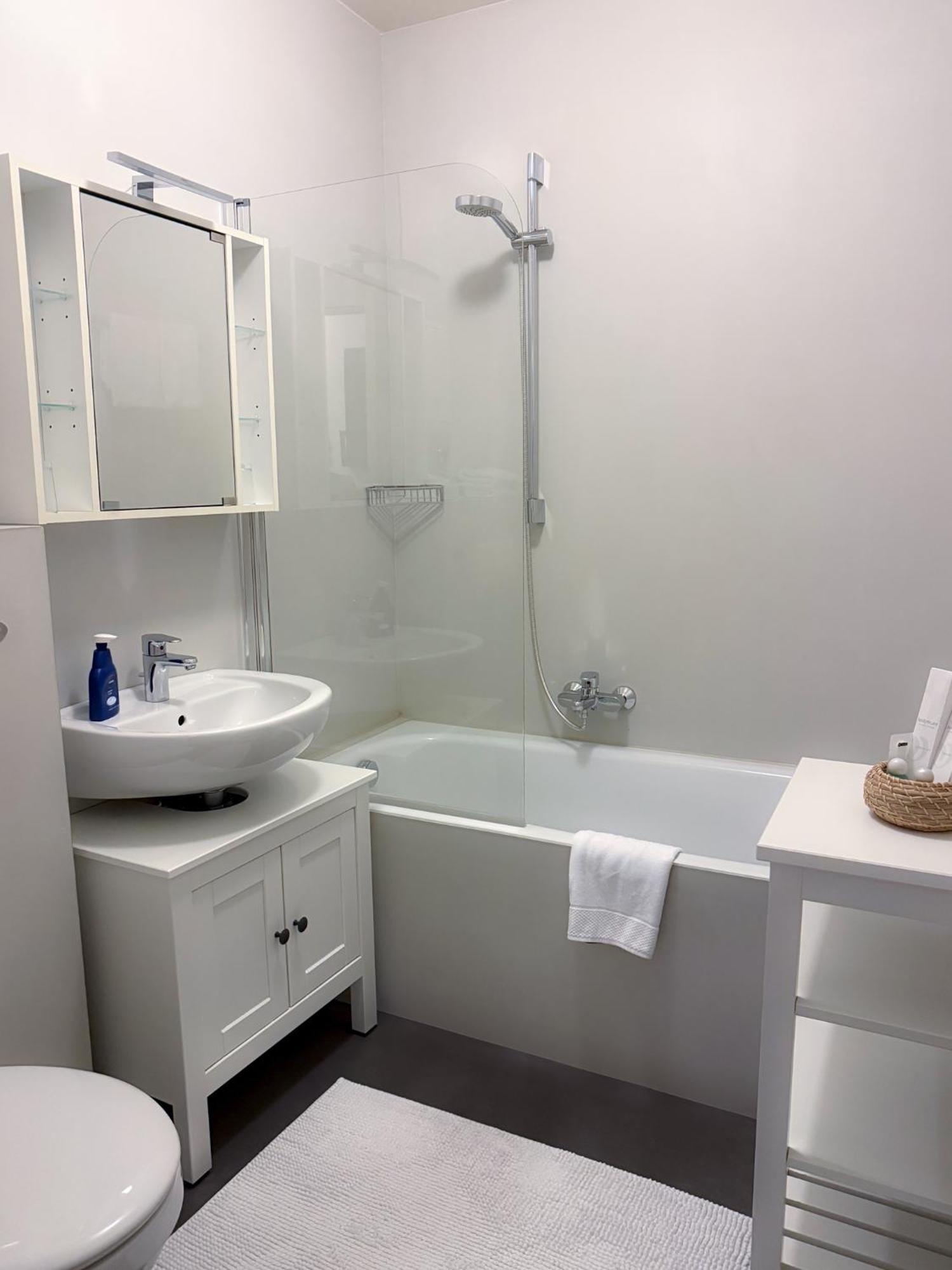 Alexxanders Apartments & Studios Chemnitz Quarto foto