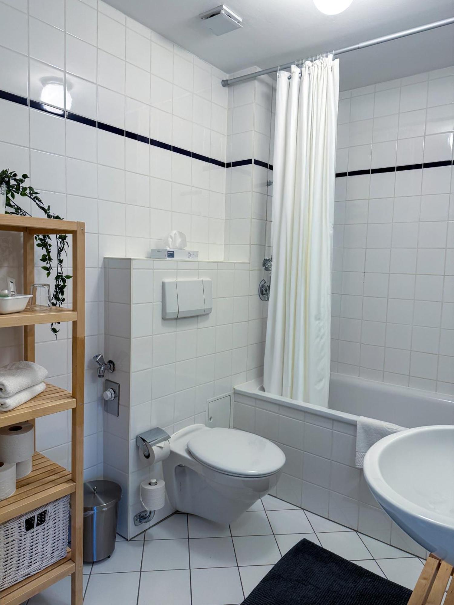 Alexxanders Apartments & Studios Chemnitz Quarto foto