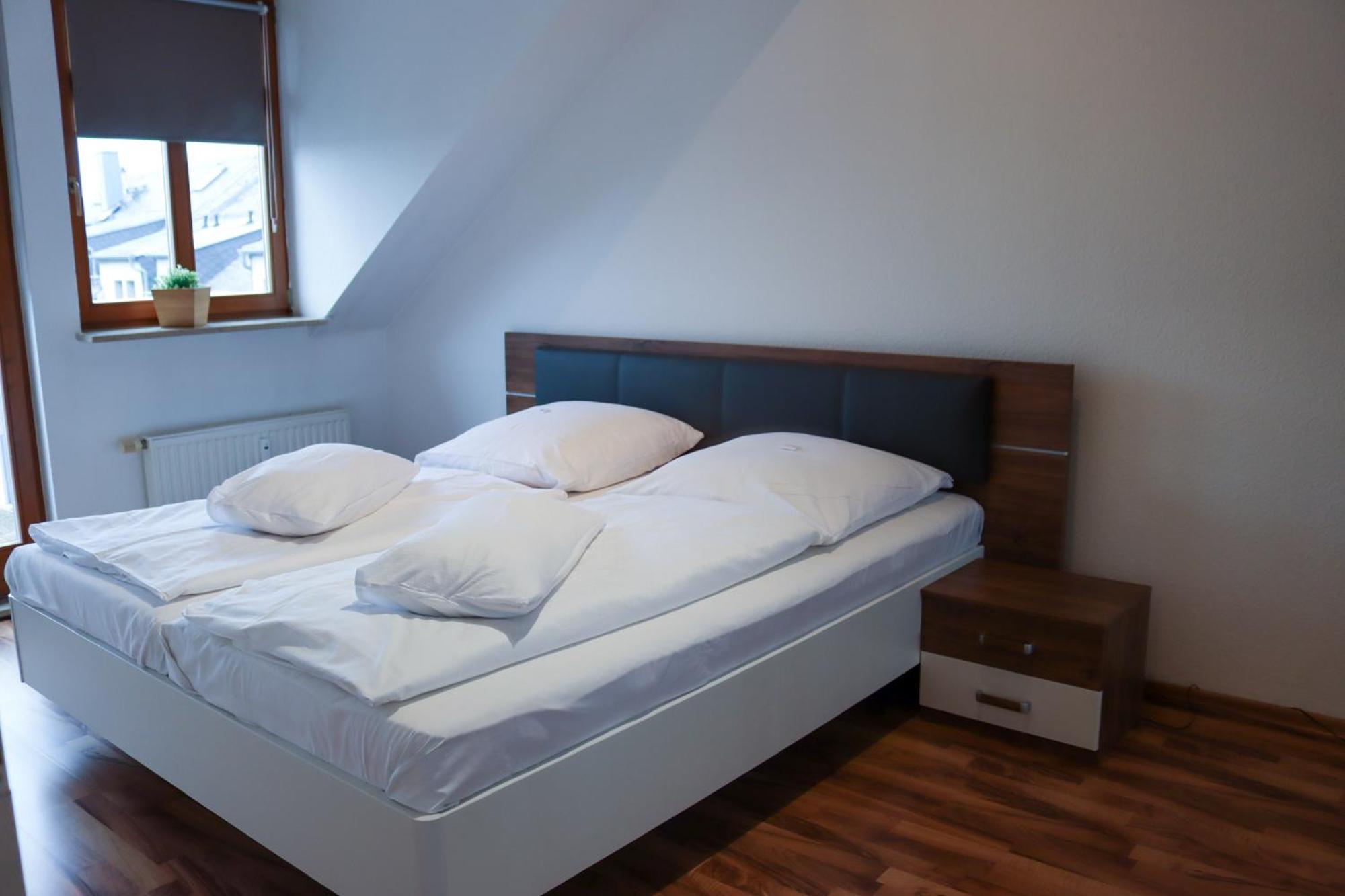 Alexxanders Apartments & Studios Chemnitz Quarto foto